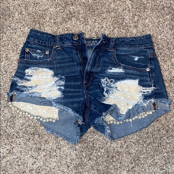 American Eagle Outfitters Pants - Hi-rise festival shorts